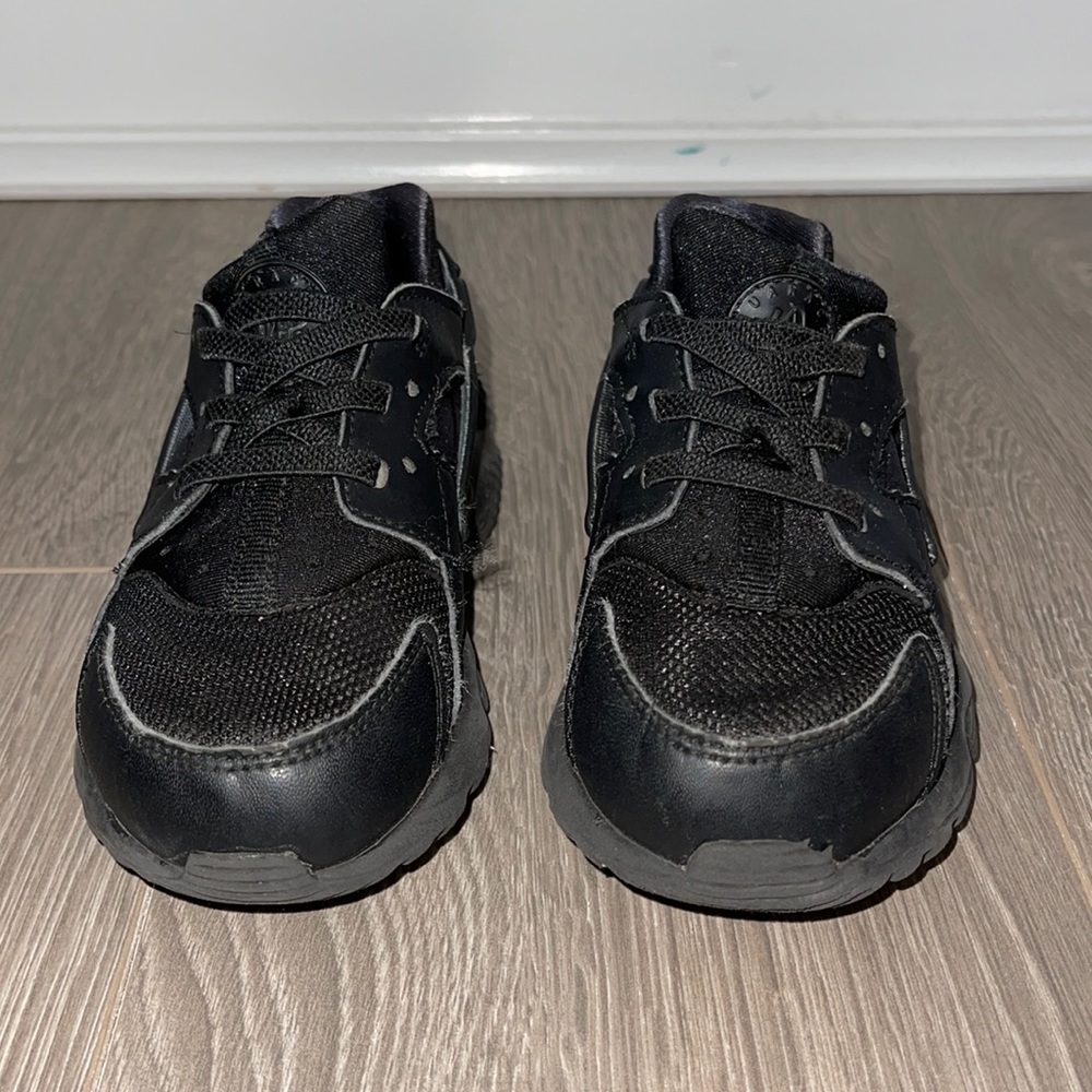 Kids Nike huraches